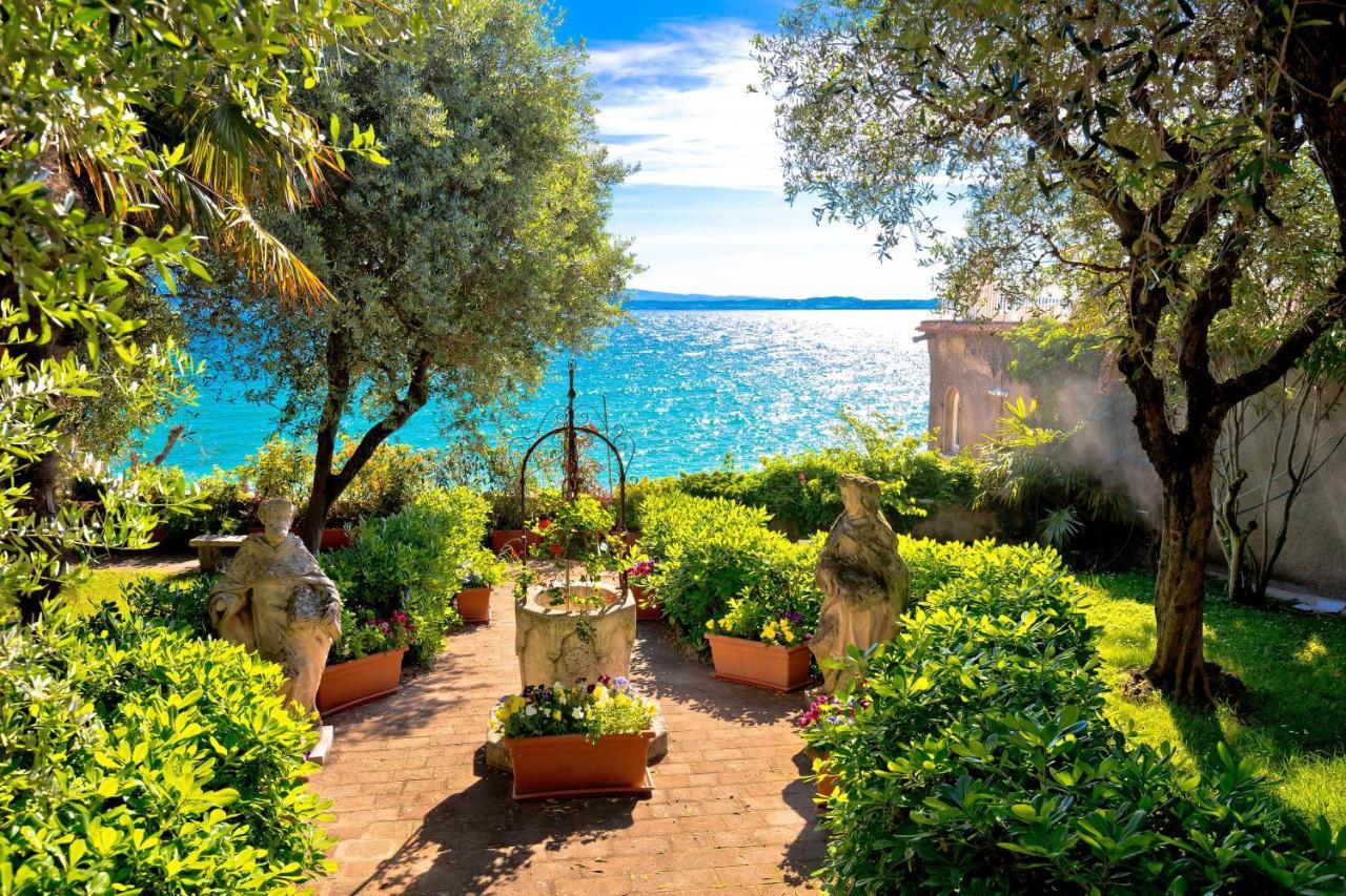 Free Parking - Blue Apartment Vicino Al Centro Sirmione Extérieur photo